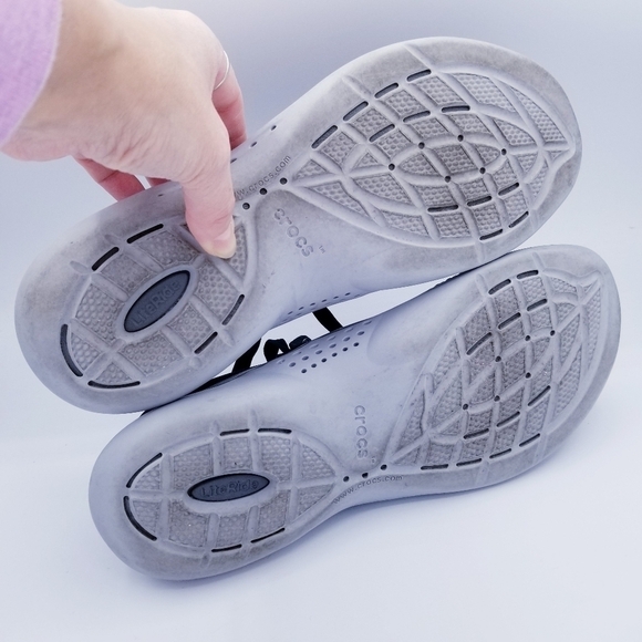 Crocs Literide 360 Pacer Women's size 10 Black Gray Casual Shoes 206705 - Picture 15 of 16